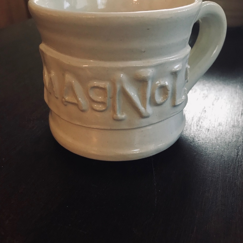 Magnolia mug - Picture 2 of 3